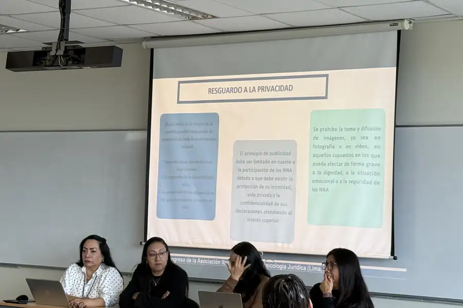 Mesa temática sobre resguardo de la privacidad de personas menores de edad en sede judicial